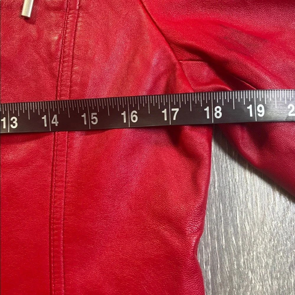 Valerie Stevens Red Leather Jacket Women’s Small DISTRESSED - Picture 4 of 14